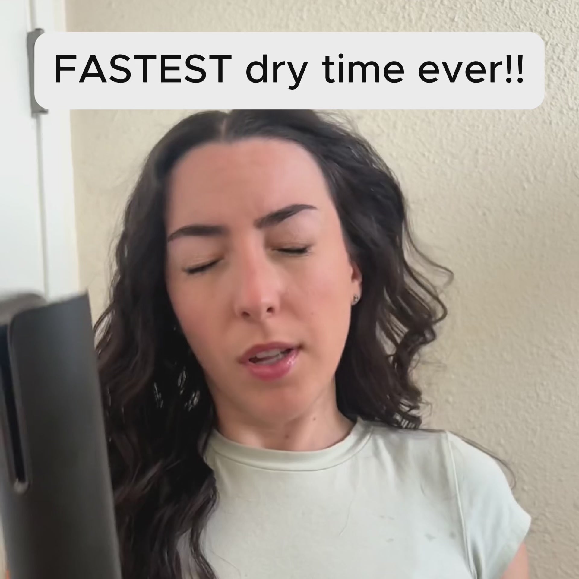 Load video: L'Brise HyperDRY™ The World's Fastest Hair Dryer